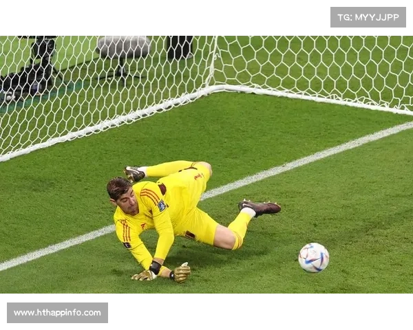 库尔图瓦伤愈复出，皇马门将竞争白热化