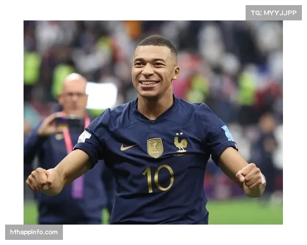 姆巴佩接受《队报》专访,谈及巴黎生涯感受与未来的职业规划 姆巴佩接受《队报》专访,谈及巴黎生涯感受与未来的职业规划